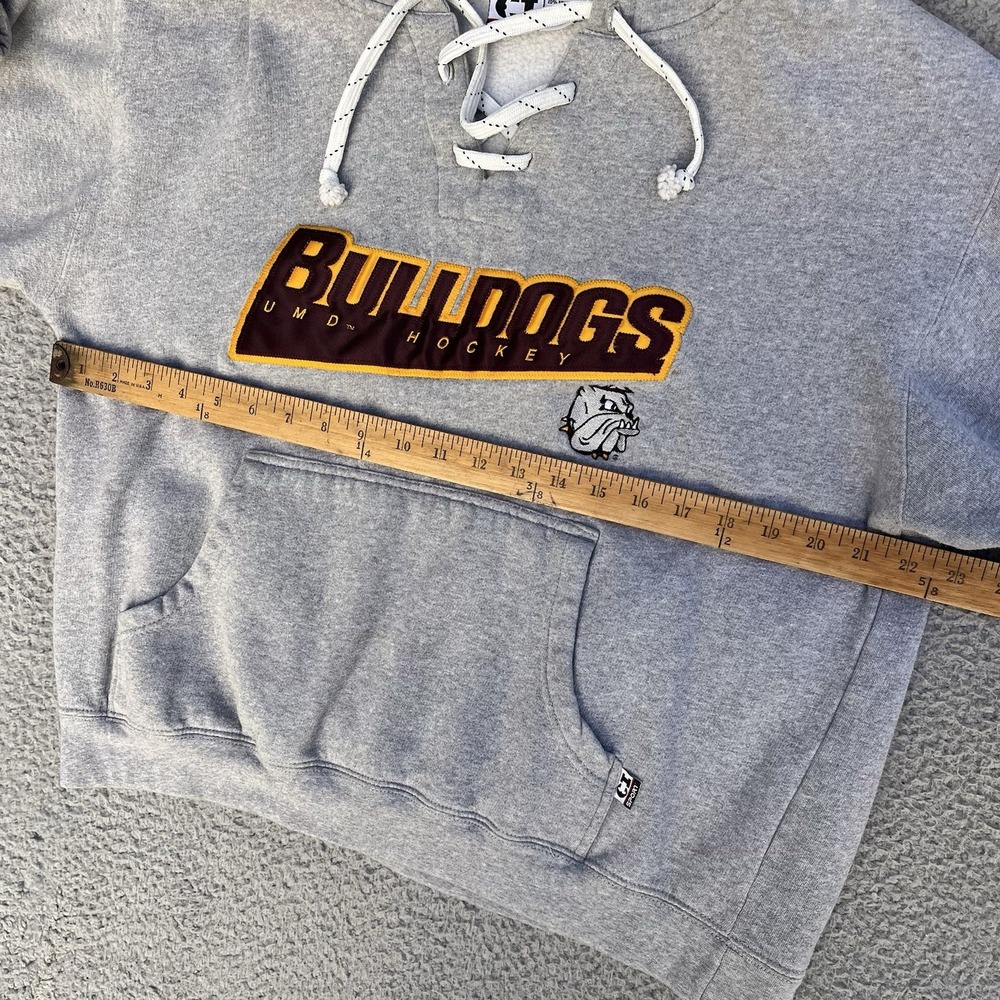 Vintage University of Minnesota Duluth Hoodie UMD Bulldogs Hockey Sweatshirt - Picture 8 of 8